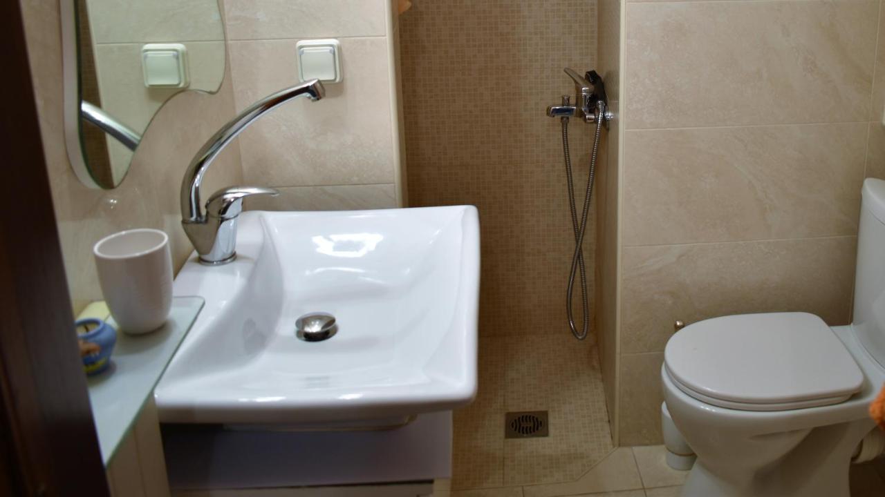 Amaria Cozy Apartment Candia Esterno foto